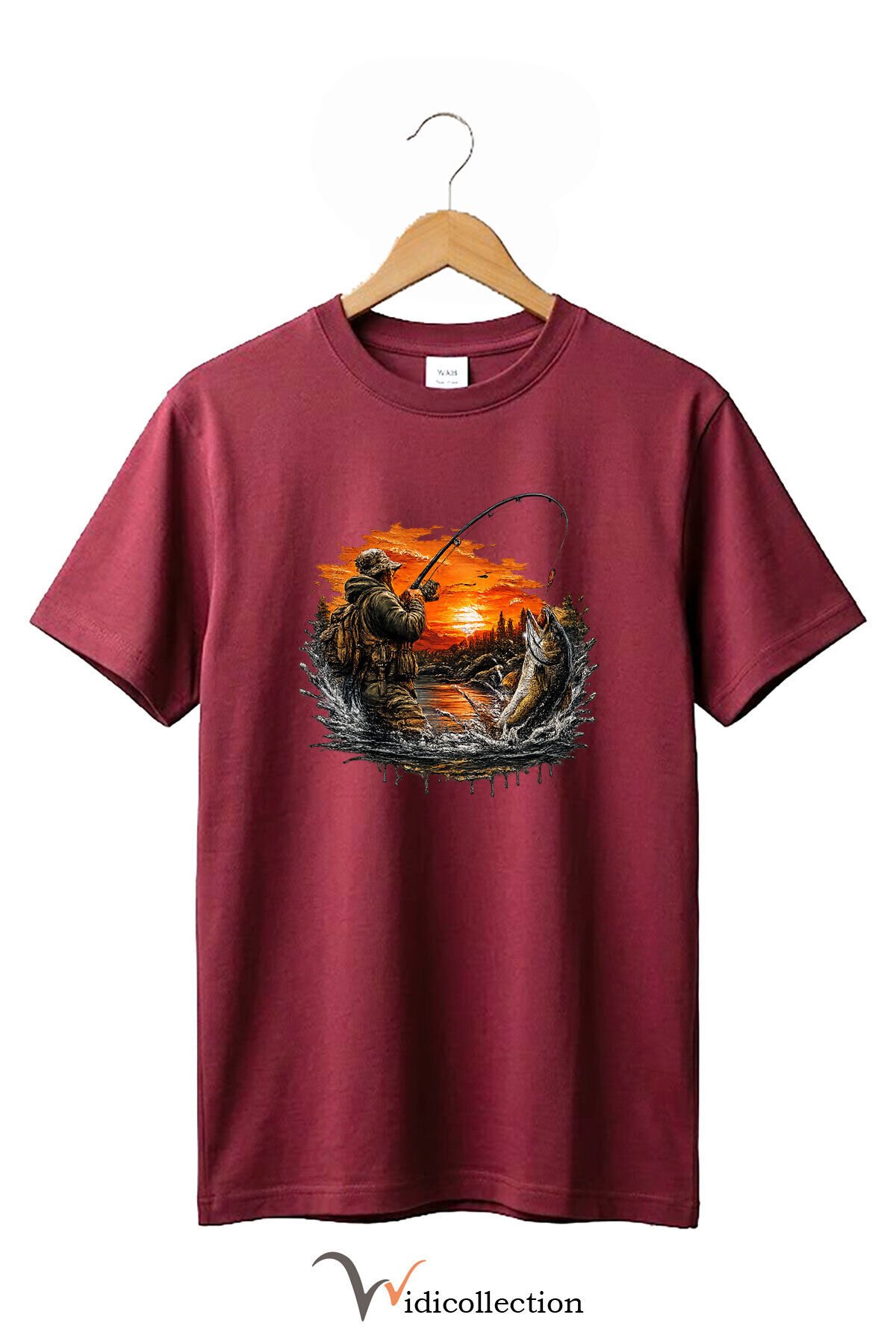 Pike Balığı Balıkçı Pike Gün Batımı ve Doğa Manzaralı Sportif Outdoor %100 Pamuk Basic T-Shirt Bordo - S