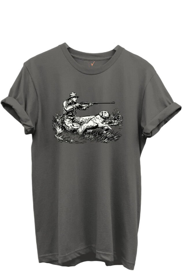 Outdoor Avcılık Avcı ve Köpek Desenli %100 Pamuk Regular Fit Bisiklet Yaka Unisex T-shirt Antrasit Gri - XL