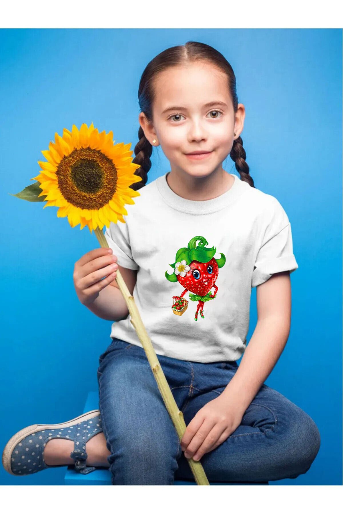 Çilek Baskılı Sevimli Çocuk Regular Fit %100 Pamuk Beyaz T-shirt Beyaz - 9-10 Yaş