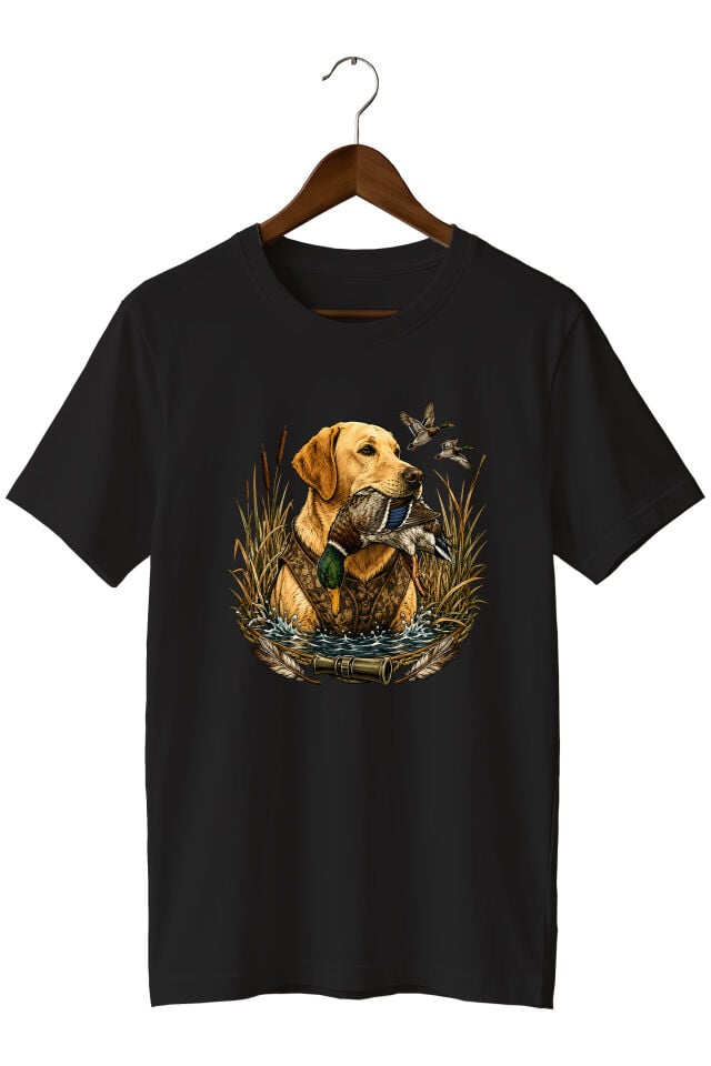 Erkek Labrador Ördek Avı Baskılı T-Shirt – Avcı Köpeği Outdoor Temalı Bisiklet Yaka Kısa Kollu
