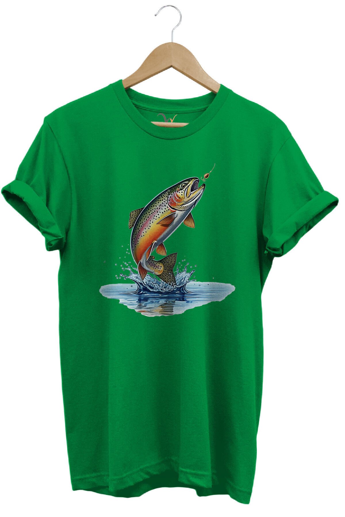 Zıpkınlanan Alabalık Tasarımlı Balıkçılık Temalı %100 Pamuk Unisex Regular Fit T-Shirt Yeşil - M