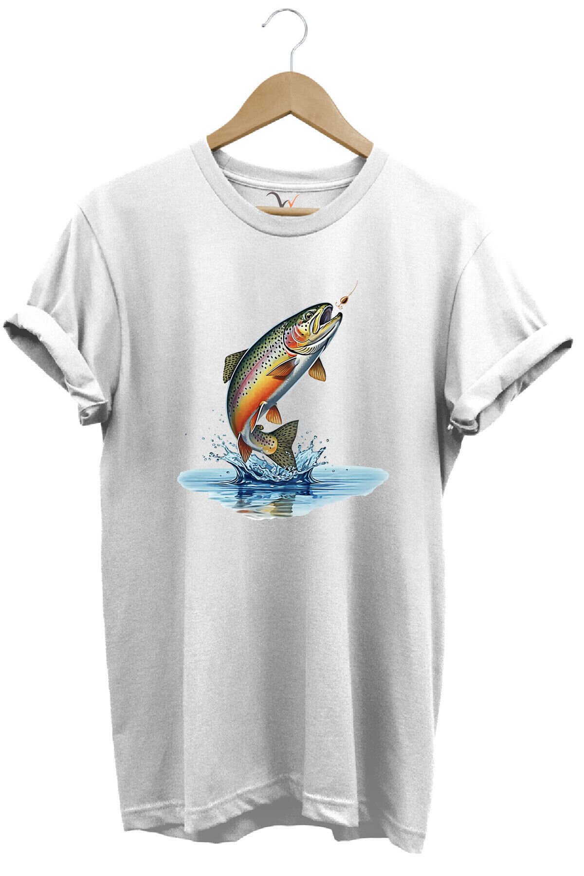 Zıpkınlanan Alabalık Tasarımlı Balıkçılık Temalı %100 Pamuk Unisex Regular Fit T-Shirt Beyaz - M
