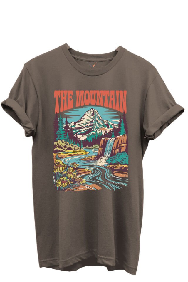 The Mountain Yazılı Dağ Manzarası ve Şelale Baskılı %100 Pamuk Regular Fit Unisex T-Shirt Kahverengi - 2XL