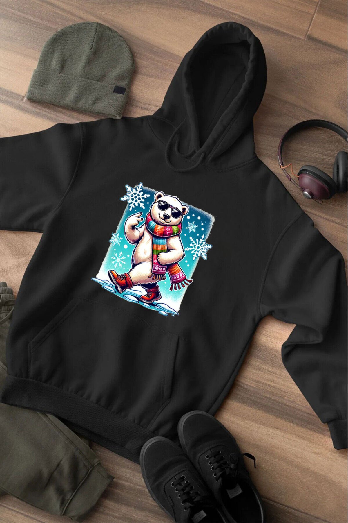 Kışın Ruhunu Taşıyan Şık Ve Eğlenceli Kutup Ayısı Baskılı Regular Fit %100 Pamuk Siyah Sweatshirt Siyah - 2XL