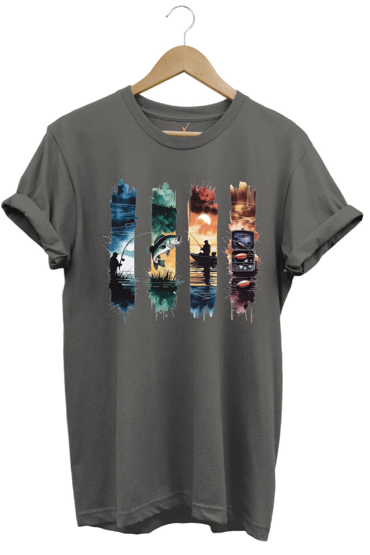 Balıkçılık Temalı Renkli Sahne Baskılı %100 Pamuk Unisex Regular Fit T-Shirt