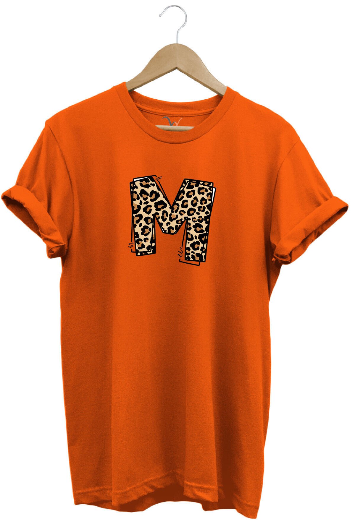Leopar Desenli Doğum Günü Hediyesi M Harfi Baskılı %100 Pamuk Regular Fit Bisiklet Yaka T-Shirt Turuncu - XL
