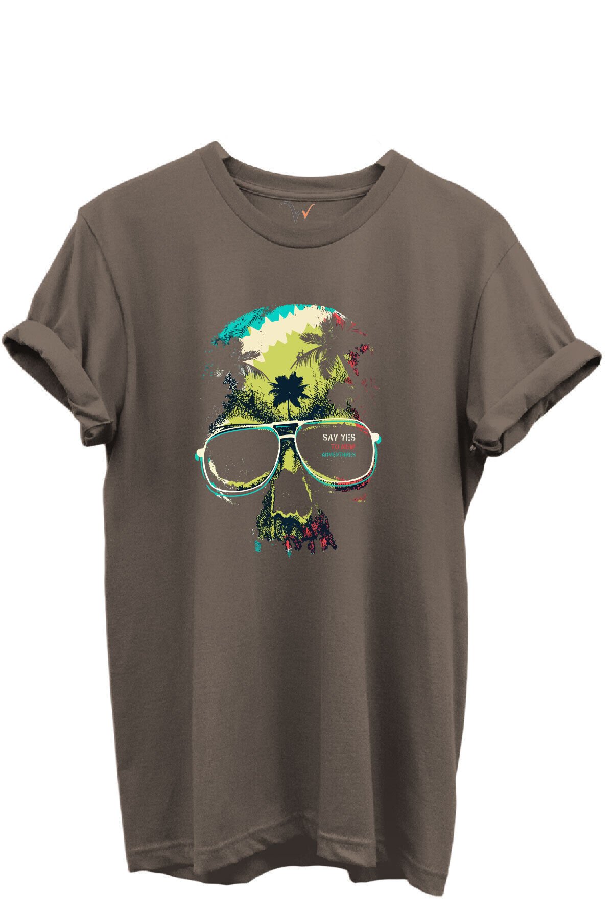 Kafatası ve Güneş Gözlüğü Baskılı Renkli Palmiye Temalı %100 Pamuk Unisex Regular Fit T-Shirt Kahverengi - M