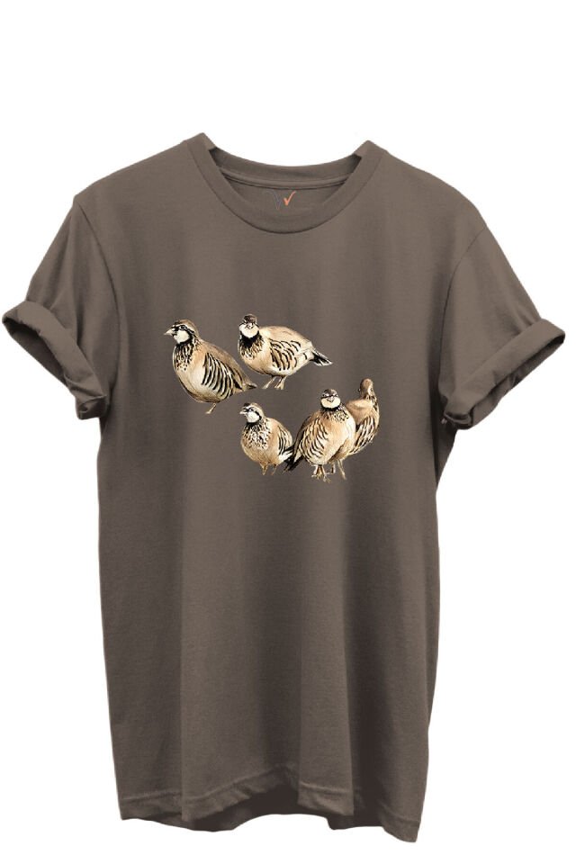 Beşli Keklik Baskılı Doğa ve Av Temalı %100 Pamuk Regular Fit Unisex T-Shirt Kahverengi - S
