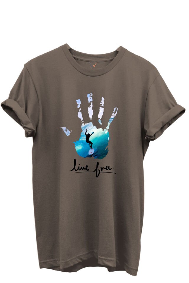 Live Free Yazılı Sörfçü ve El Baskılı %100 Pamuk Regular Fit Unisex T-Shirt Kahverengi - 3XL